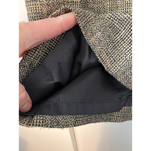 Saks Fifth Avenue Sanyo Houndstooth Skirt Pure Silk Size 4 career - Picture 4 of 9